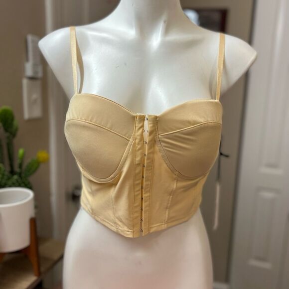 Haute Monda tan Crop top size medium - Picture 1 of 5